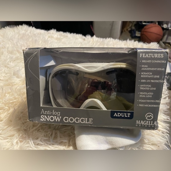 Adult Snow Goggles - Picture 2 of 9